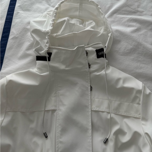 Ciao Milano Women's White rain Jacket - Picture 6 of 6